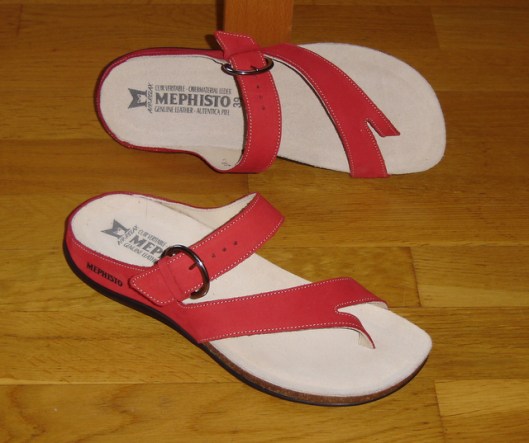 sandals-001.jpg