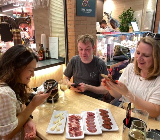 04240520-7F50-446E-930D-EFAB303187FF