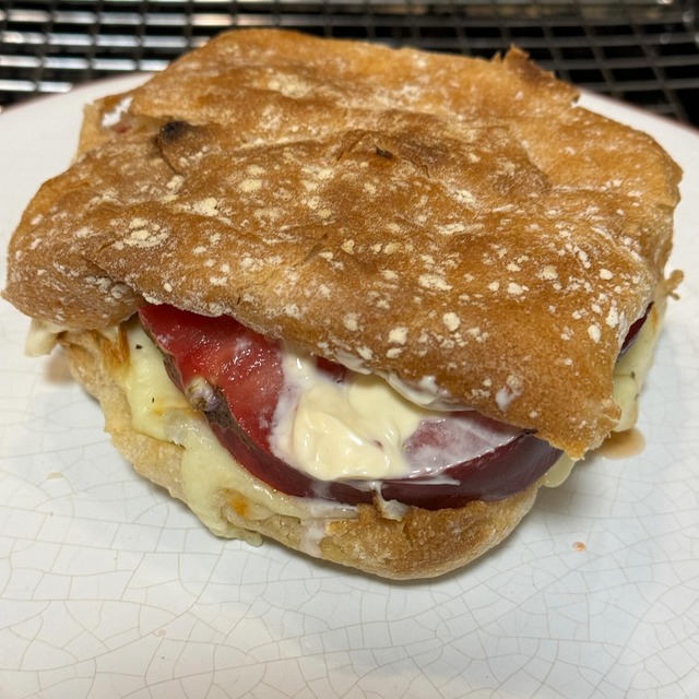 tomato sandwiches (3)